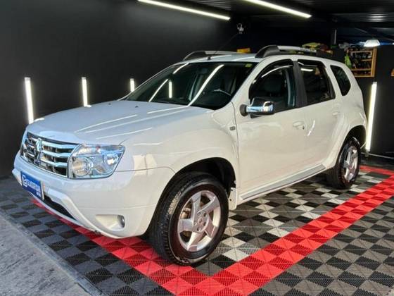 RENAULT DUSTER 1.6 4X2 16V FLEX 4P MANUAL RENAULT DUSTER 1.6 4X2 16V FLEX 4P MANUAL